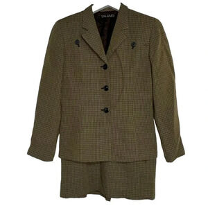 Tahari 10 brown check‎ print skirt & 3 button blazer suit